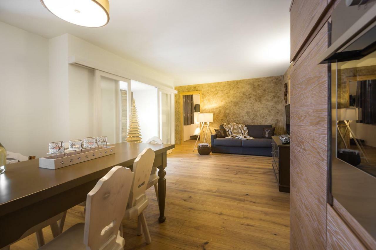 Nellali Villa Gressan Bagian luar foto