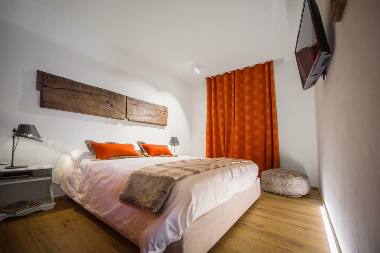 Nellali Villa Gressan Bagian luar foto