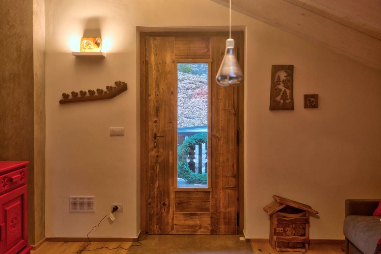 Nellali Villa Gressan Bagian luar foto
