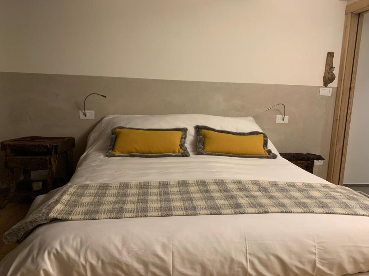 Nellali Villa Gressan Bagian luar foto